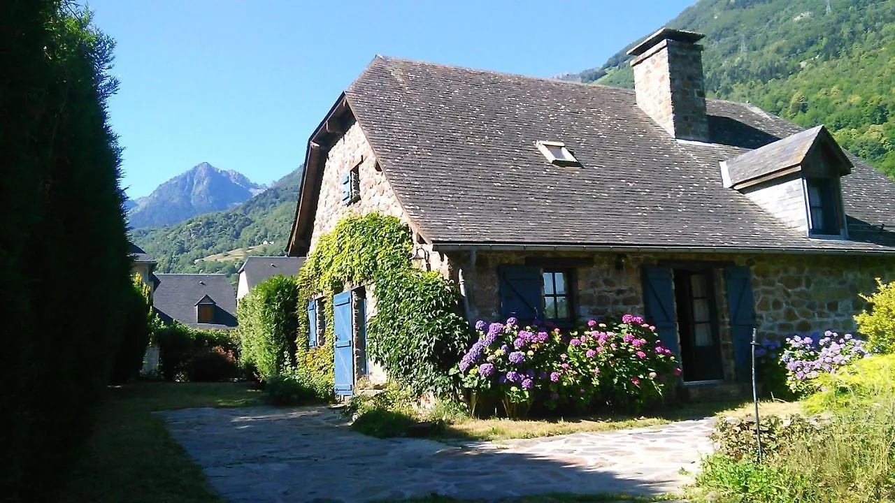 Casa de Férias Maison La Luzienne - Lou Astiou Luz-Saint-Sauveur